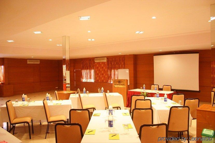 Hotel Ramanashree Brunton Bangalore Facilidades foto